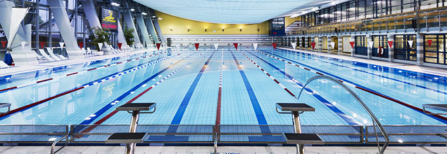 schwimmhalle